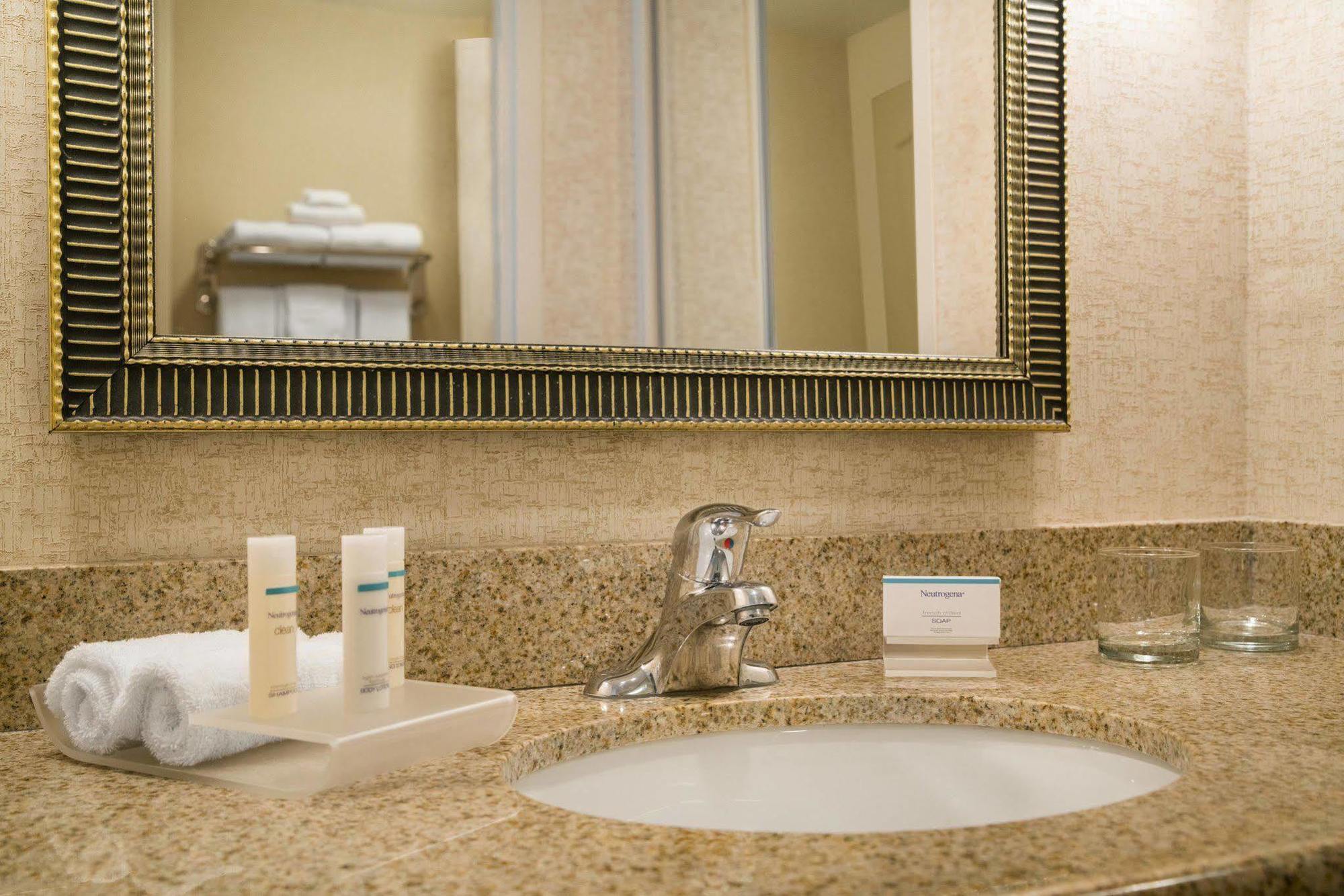 Homewood Suites By Hilton Hartford Downtown エクステリア 写真