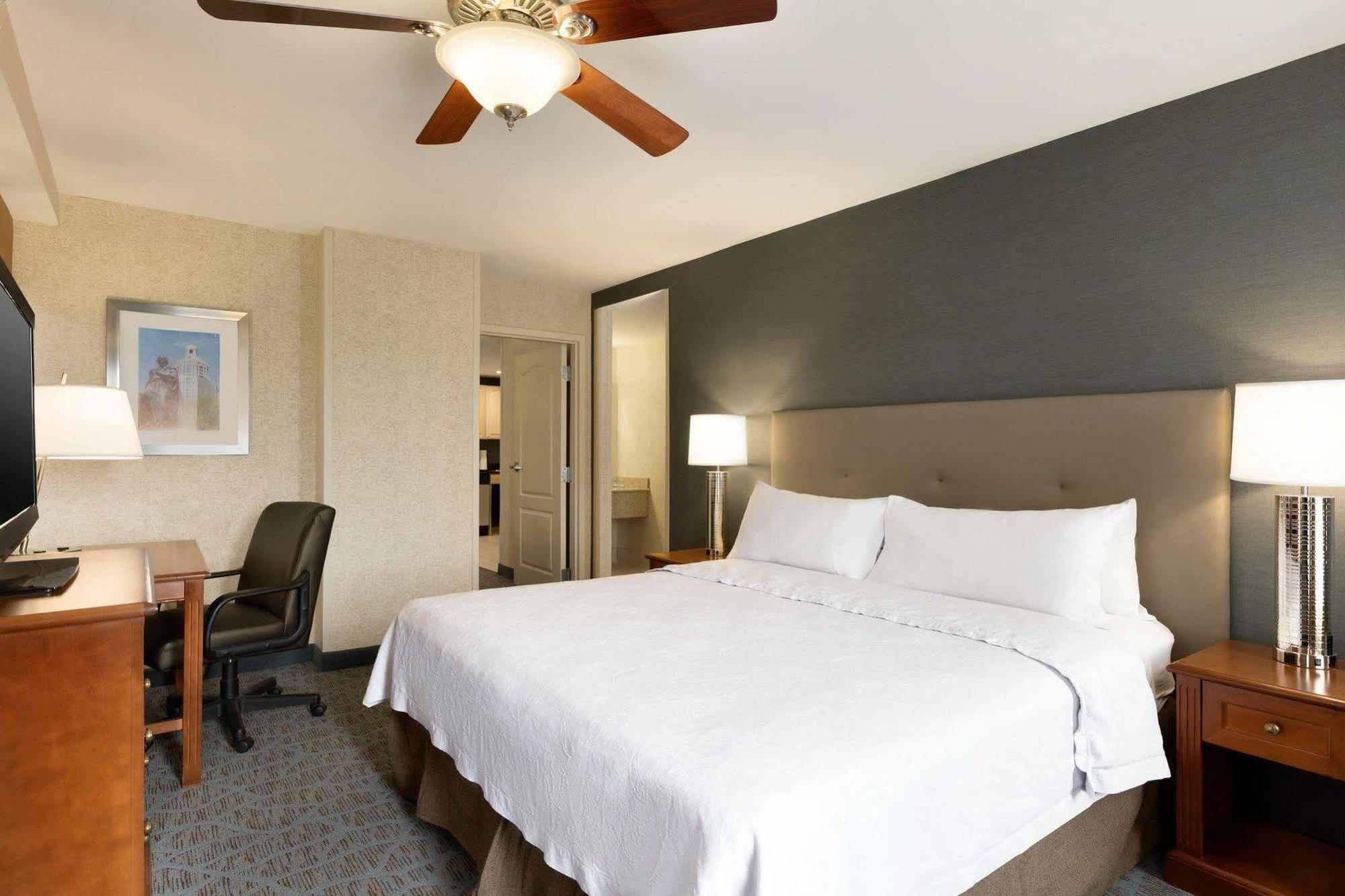 Homewood Suites By Hilton Hartford Downtown エクステリア 写真