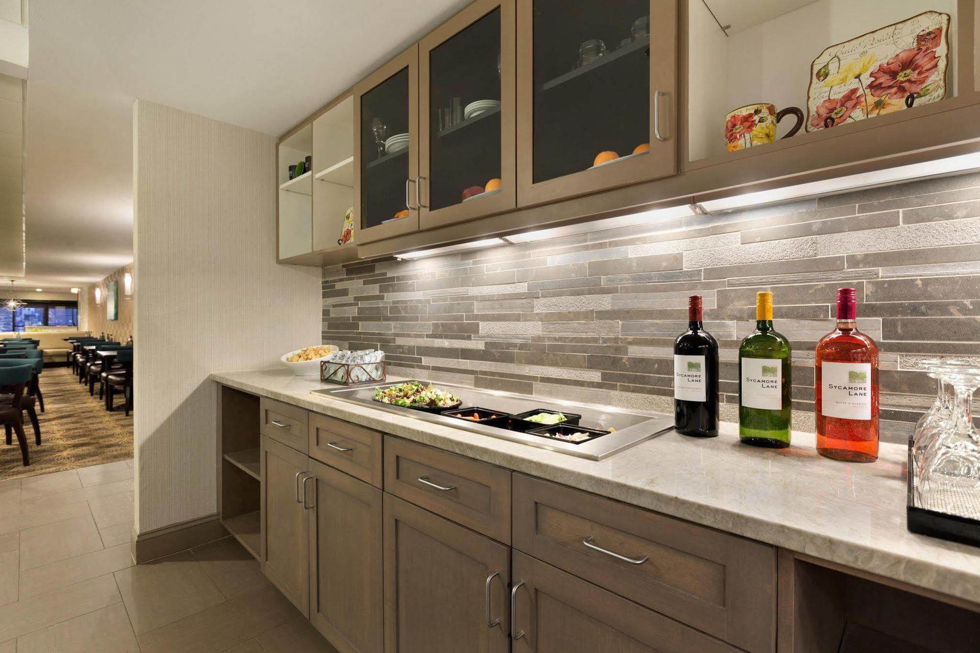 Homewood Suites By Hilton Hartford Downtown エクステリア 写真